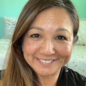 Meet your Posher, Angela